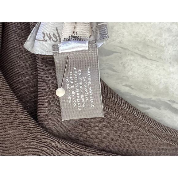 Chico’s Travelers Taupe Slinky Knit Tank Top Chico 2=Woman Size 12 Minimalist - Picture 4 of 6